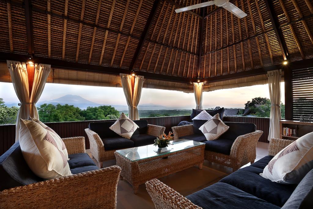 Villa Bukit Nusa Lembongan ภายนอก รูปภาพ